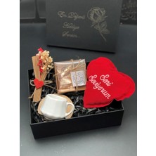 UltraMint Sevgililer Günü Tatlı Anılar Kalpli Yastık ve Romantik Hediye Seti