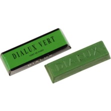 Normadia Parlak ve Şık Yeşil Polisaj Cila, Araçlarınız Için Mükemmel Parlaklık