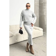 Lior Design Gri Boğazlı Örgü Motifli Crop Kazak ve Triko Elbise Takım BC231004