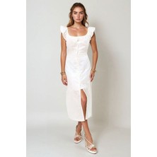 Lior Design Beyaz Madonna Yaka Nakış Işlemeli Içi Astarlı Dokuma Elbise BCHESQ-251052