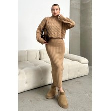 Lior Design Bisküvi Boğazlı Örgü Motifli Crop Kazak ve Triko Elbise Takım BC231004