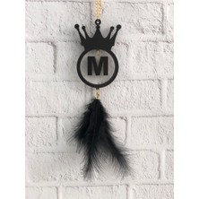 Mdf Ahşap Araba Aynası Süsü M Harf 8cm En 12CM Boy 8-10CM Tüy Uzunluğu