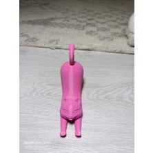 Pembe Kedi Telefon Stantı