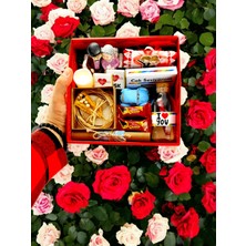 UltraMint Sevgililer Günü Lüks Kare Kutuda Hediye Seti, Romantik ve Şık Paket