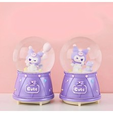 Epilons Kuromi Işıklı Müzikli Kar Küresi Orta Boy ALK3118