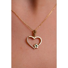 Silvesra 925 Ayar Gümüş Yonca Figürlü Kalp Kolye – Ayarlanabilir Zincir (45–55 Cm)