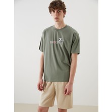 Lc Waikiki Yeni Sezon Bisiklet Yaka Kısa Kollu Snoopy Baskılı Erkek Tişört