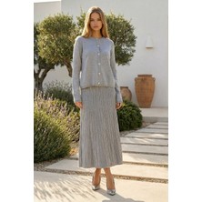 Lior Design Gri Bisiklet Yaka Düğmeli Hırka ve Pliseli Midi Boy Etek Takım BCHPK-251252