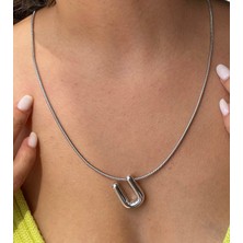 Linda Shop Gümüş Renk U Harf Çelik Balon Kolye