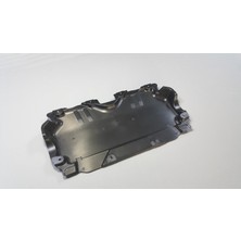 MAP Autoteile Mercedes C Serisi W205 2014-2019 Plastik Karter Muhafazası Orta