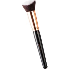 Delixa 3D Kabuki Fondöten Fırçası - 150