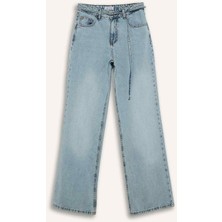 DeFacto %100 Pamuk Straight Wide Yüksek Bel Jean Pantolon F9582AX26SP