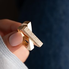 Hakan Mücevherat Taşlı Trend Model 14 Ayar Altın Yüzük