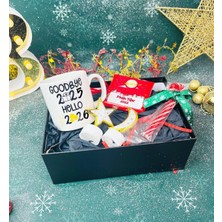 Giftmoda Güle Güle 2025 Merhaba 2026 Yılbaşı Tasarımlı Özel Ay Yıldız Lambalı Yılbaşı Seti