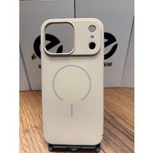 Elixem İphone 17 Pro Max Uyumlu Desert Gold Pro Sert Silikon ve İçi Kadife Magsafe Kılıf