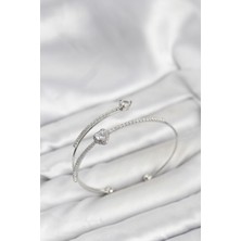 Kalp Model Pirinç Gümüş Renk Kadın Bileklik