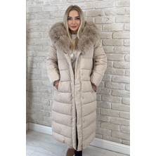 Muna Boutique Ithal Yakası Kürklü Bej Uzun Kadın Şişme Mont