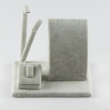 UltraMint Şık Mini Üçlü Takım Mankeni, Rahat ve Tarz Tamamlayıcı Gri Ürün