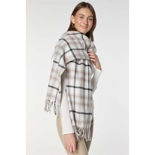 Neşeli Butik Kadın Ekose Desenli Yumuşak Dokulu Püsküllü Şal - Gri/ekru