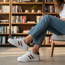 KAFKASLAR AYAKKABI Düz ve Hafif Ortopedik Taban Kaymaz Kadın Sneaker Spor Ayakkabı