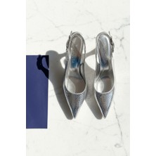 Divolya Voli Gümüş Yanı Tokalı (8 Cm) Sivri Burun Topuklu Ayakkabı