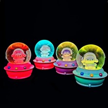 PremiumPort Işıklı Kar Küresi Seti: Hello Kitty, My Melody, Kuromi, Cinnamoroll, Rastgele Model