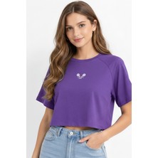 Softandbasic Kadın Nakışlı Regular %100 Organik Pamuk Yuvarlak Yaka Kısa Crop T-Shirt