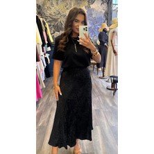 Dokulu Fermuarlı Midi Saten Etek - Siyah