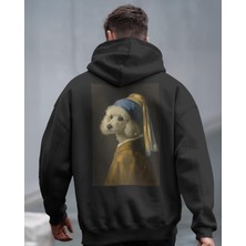 Muhtar Store Inci Küpeli Köpek Tasarımlı Siyah Unisex Kapüşonlu Sweatshirt – Sanatsal & Retro Hoodie