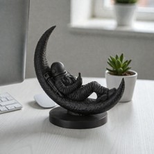Ddm Global Ayda Uzanan Astronot Dekoratif Heykel – Modern Uzay Temalı Obje (16×9 Cm)
