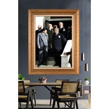 Giyense Özel Seri Altın Paspartulu Çerçeveli Atatürk Tablo TR838