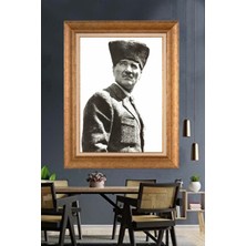 Giyense Özel Seri Altın Paspartulu Çerçeveli Atatürk Tablo TR860