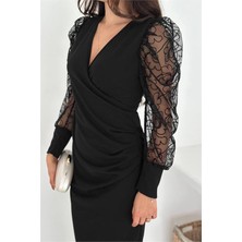 Neşeli Butik Kadın Siyah Kol Tül Detaylı Bel Drapeli Midi Boy Örme Elbise NBK4375