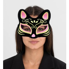 Nuveden Siyah Renk Süet Kaplama Üzeri Pembe Sarı Simli Kedi Maskesi 17X14 cm DIE-RSTG34