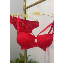 Kadın Kırmızı Dantel Sütyen Külot Takımı – Destekli, Şık ve Feminen Iç Çamaşırı Seti