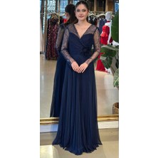 Abiyeniall Lacivert V Yaka Uzun Kollu Çiçek Detaylı Kloş Etekli  Şifon Uzun Abiye Elbise 11150-02