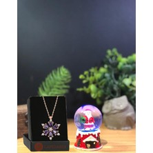PremiumPort Yılbaşı ve Noel Temalı Işıklı Kar Küresi, Minik Boy ve Kamelya Lotus Kolye
