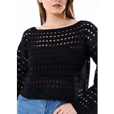 Yuga Knitting Kadın Triko Ajurlu Delikli Crop Kazak Basic Günlük Bluz
