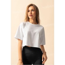 Risil-Nu Company Yeni Sezon Oversize Rahat Kalıp Beyaz Crop T-Shirt