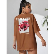 Risil-Nu Company Yeni Sezon Oversize "vivre La Vie" Baskılı Pamuklu Penye Kumaş Kahverengi Tişört