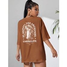 Risil-Nu Company Yeni Sezon Oversize Carlemlıte Baskılı Pamuklu Penye Kumaş Kahverengi Tişört