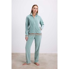 Evrenial Kadife Dokulu Uzun Kollu Sweatshirt ve Pantolon Takımı