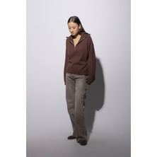 Nisan Triko Yakası Fermuarlı Triko Kazak