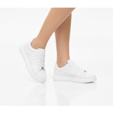 Elit Wipper 9369 Beyaz Hafif Rahat Düz Taban Kadın Sneaker