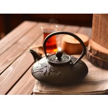 UltraMint Şık Siyah Döküm Çaydanlık 720 Ml, Dayanıklı ve Estetik Tasarım