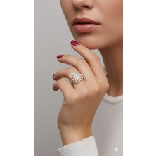 Cemal Demircioğlu Baget Taşlı 14 Ayar Altın Kadın Yüzük