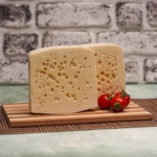 Araz Et Mihaliç Peyniri 1 kg - Geleneksel Sert ve Gözenekli Karakteristik Lezzet