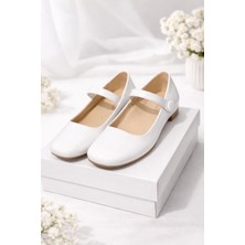 Ugly Duck 31-35 Numara Arası Düz Babet - Beyaz