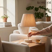 KorFam Bej Rengi Keten Kumaş Başlıklı Metal Gövdeli Abajur