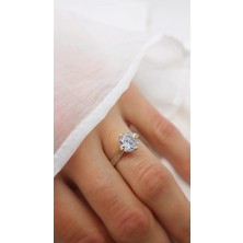 Cemal Demircioğlu Tek Taş 14 Ayar Altın Baget Taş Detaylı Kadın Yüzük